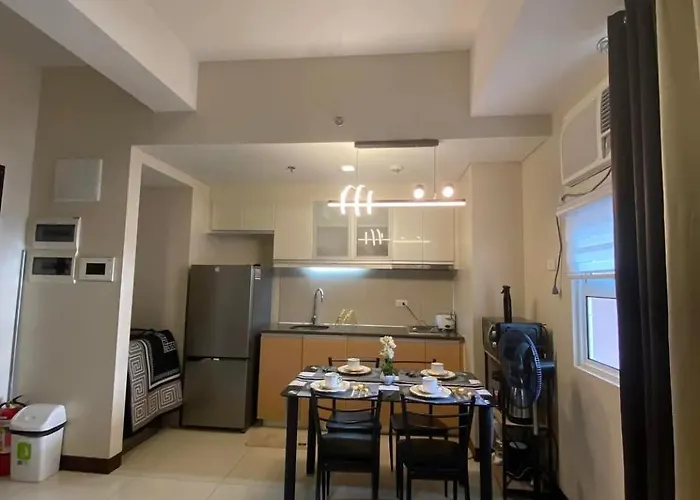 A&g Condotel At 101 Newport Across Naia T3 Apartment