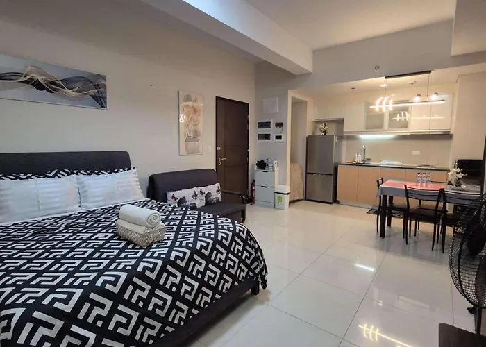 A&g Condotel At 101 Newport Across Naia T3 Manila