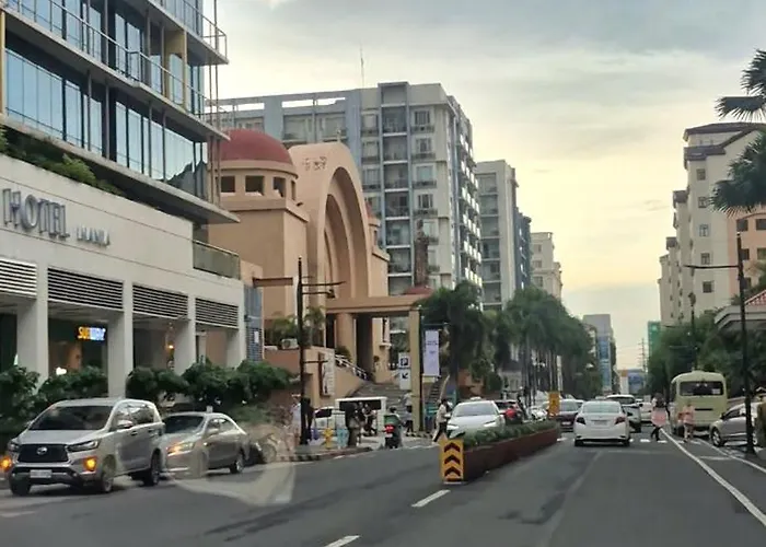 A&g Condotel At 101 Newport Across Naia T3